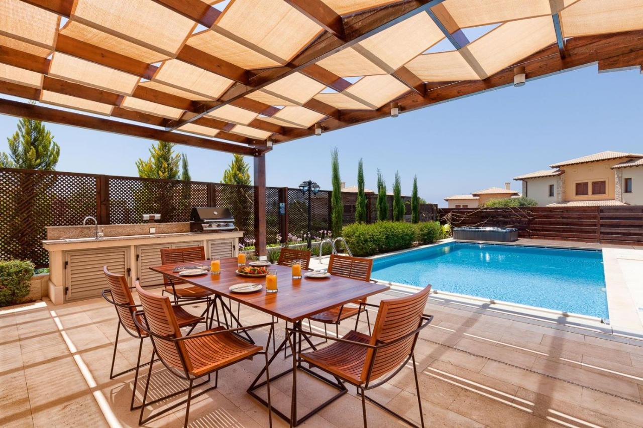 Aphrodite Hills Holiday Residences Elite Villas 2 Bedroom Elite Junior Villa - Aj06 * Paphos