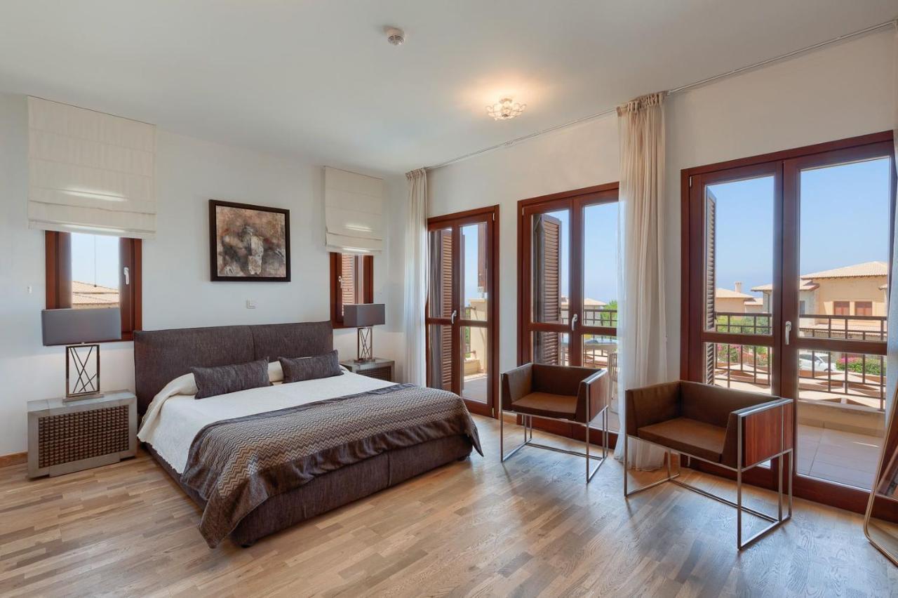 Aphrodite Hills Holiday Residences Elite Villas 2 Bedroom Elite Junior Villa - Aj06