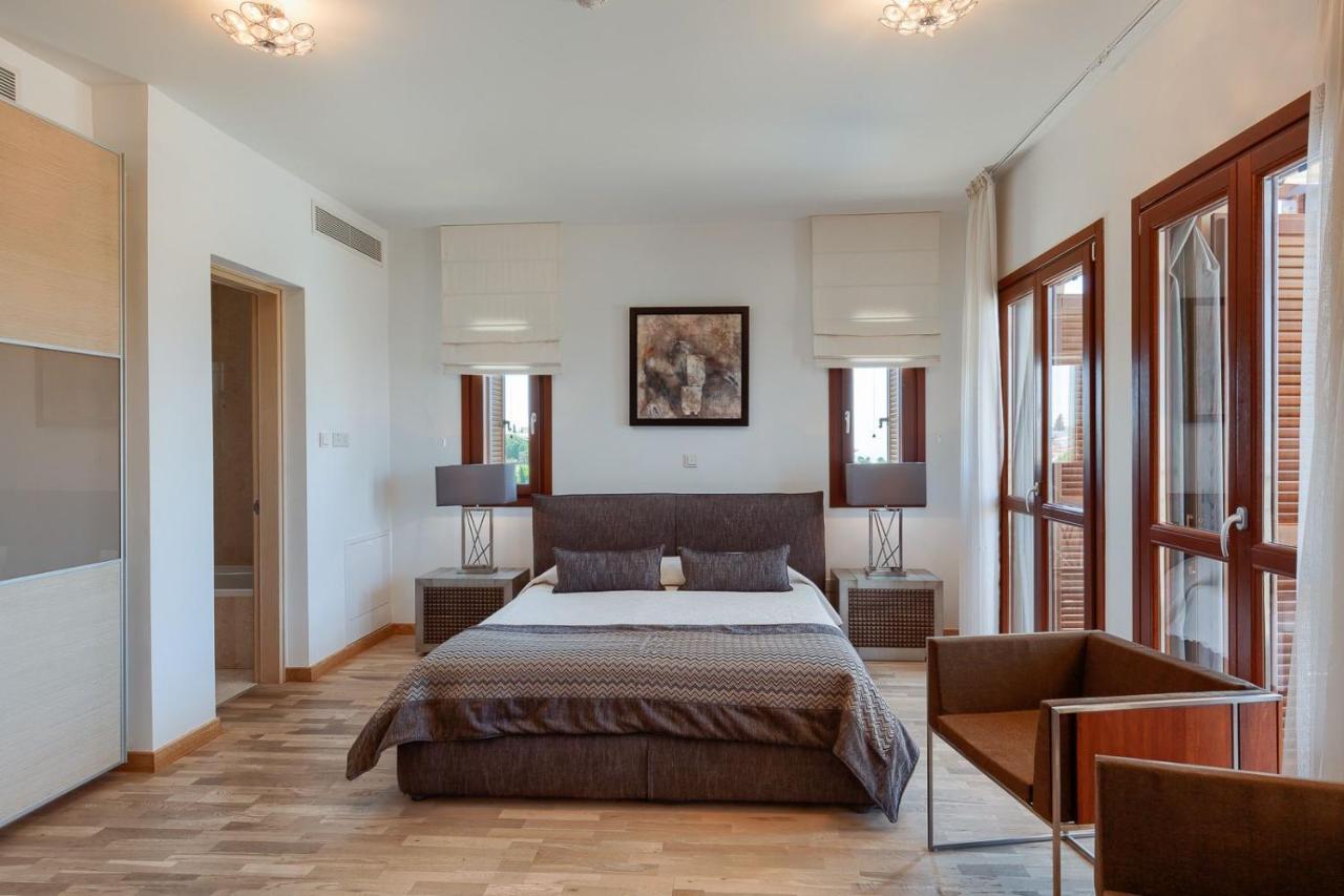 Aphrodite Hills Holiday Residences Elite Villas 2 Bedroom Elite Junior Villa - Aj06 Villa *